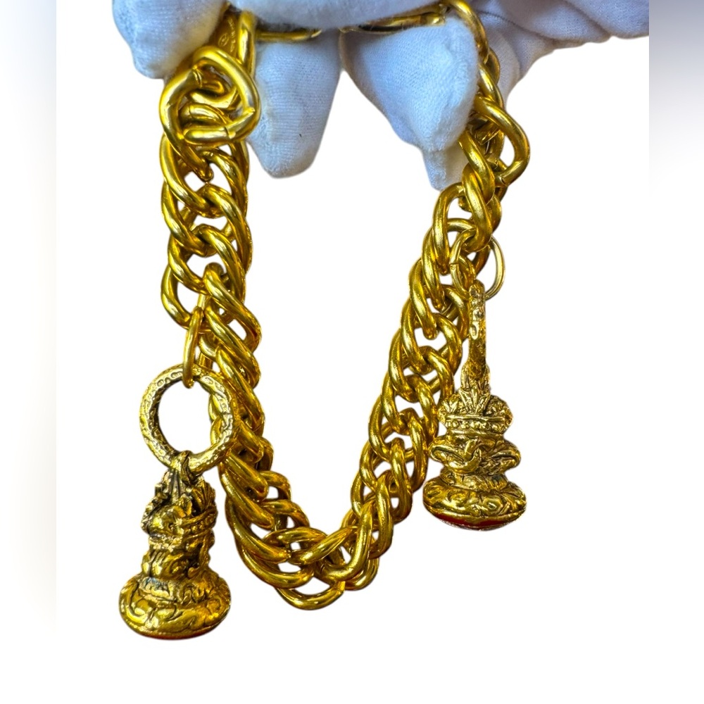 Chanel Necklace - Picture 1 of 7